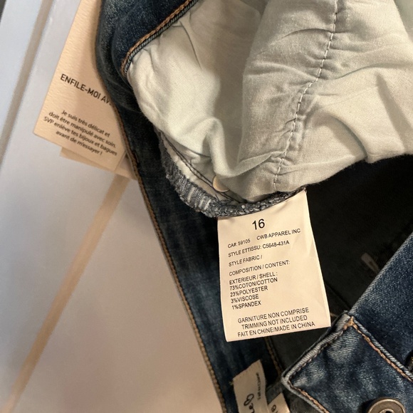 Cropped Flare Leg Jeans with Lace Hem - Medium Blue Size: 16 - Picture 4 of 4